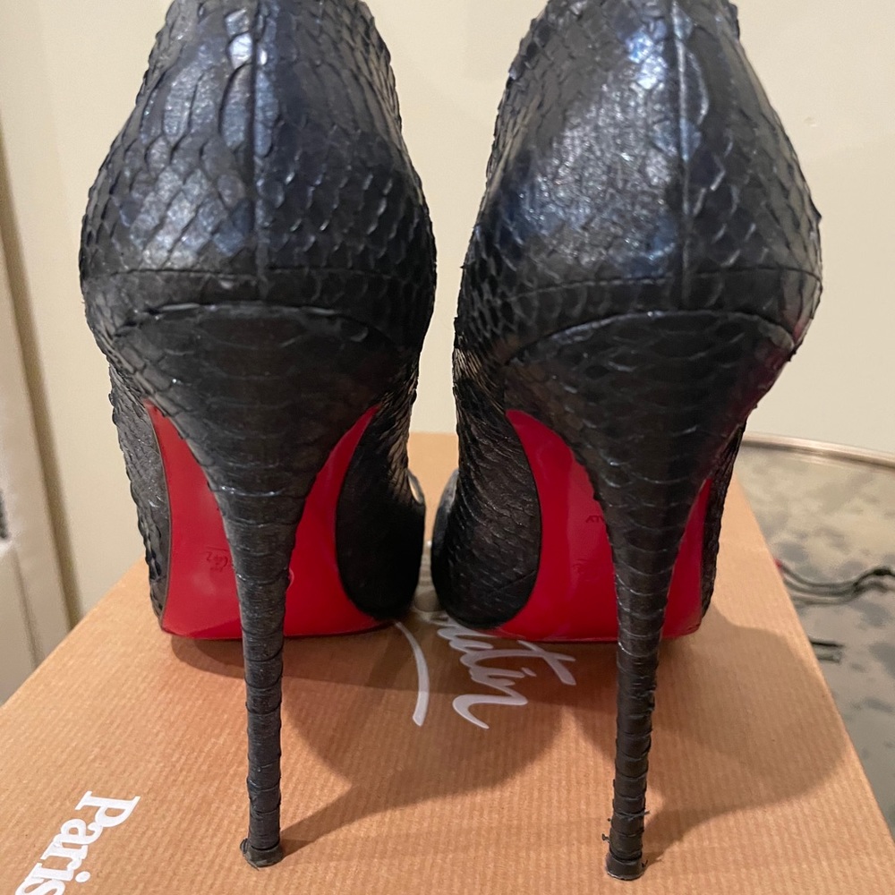 Christian Louboutin So Kate 120 Watersnake Pump - Picture 4 of 9